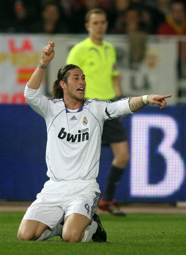 NBA球队战术解析：勇士防守新打法,（勇士防守革新：NBA战术深度解读）